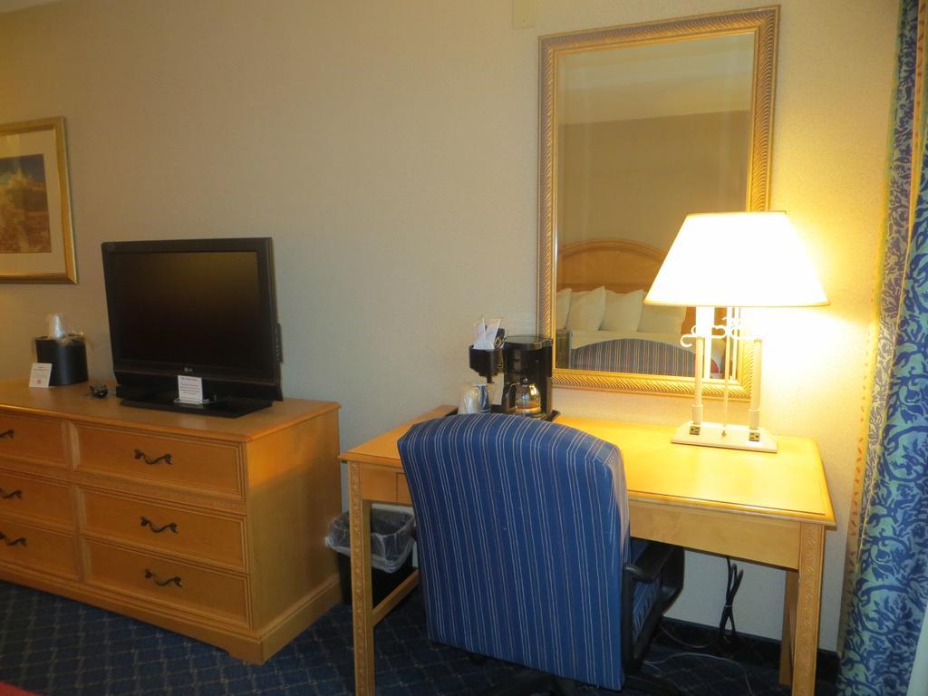 Caribbean Cove Hotel & Conference Center Indianapolis Kamer foto